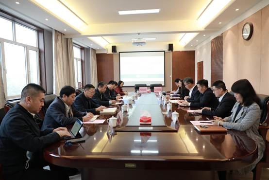 http://m.ruanbai.cn/__local/0/F9/DD/00902E673E8DF1976385A6B7F8F_AE4CA9E5_4524C.jpg