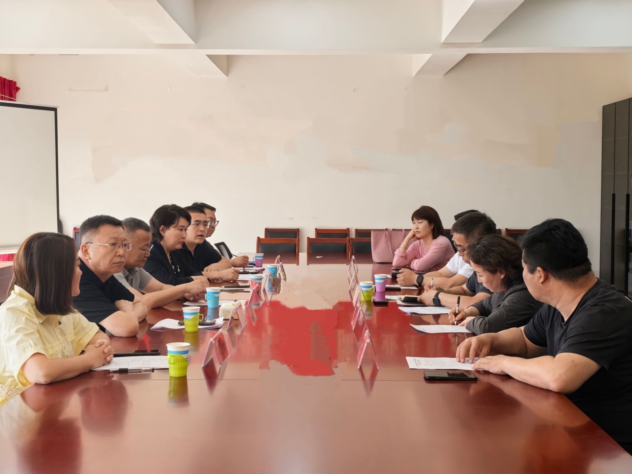 音樂與舞蹈學院與烏拉特中旗人民政府校...