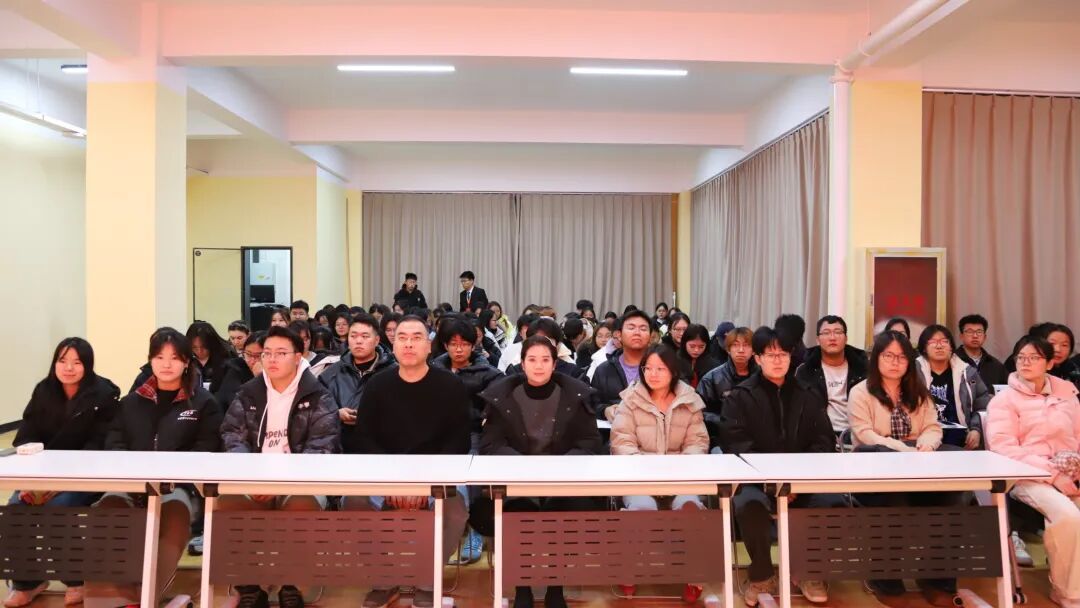 校團(tuán)委舉辦“光影筑夢，青春同行”電影賞析系列活動（第一期）